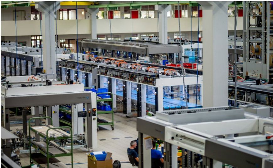 Schubert: um armazém digital para fabricação sob solicitação